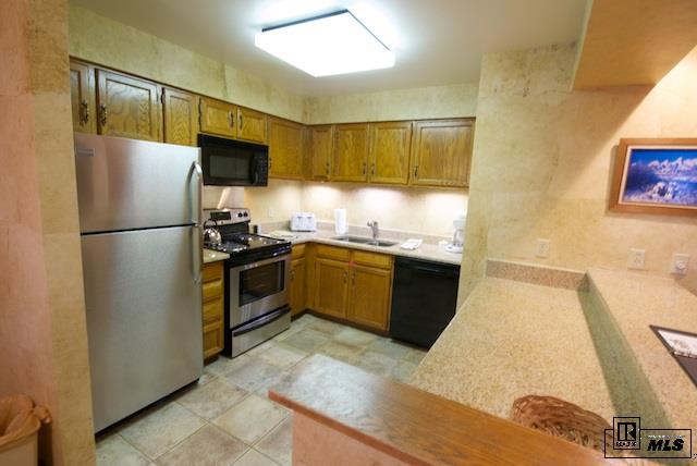 1675 Ranch Road, Unit 408 Steamboat Springs, CO 80487 - Photo 9 of 18 Gallery Image 9