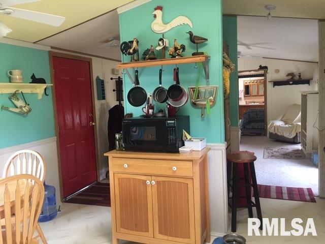 5774 Stagecoach Road Pleasant Plains, IL 62677 - Photo 14 of 25 Gallery Image 14