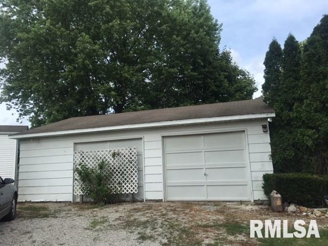 5774 Stagecoach Road Pleasant Plains, IL 62677 - Photo 3 of 25 Gallery Image 3