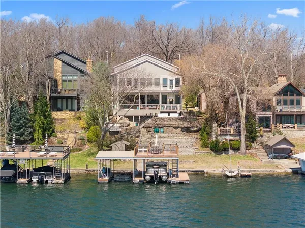 $2,500,000 | 20 H Street, Lake Lotawana, MO 64086