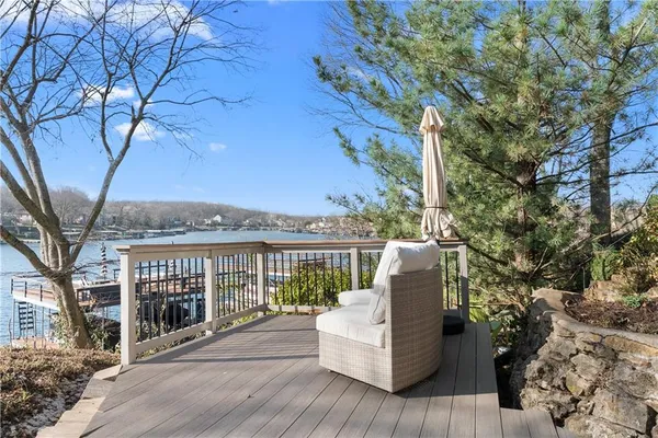$2,500,000 | 20 H Street, Lake Lotawana, MO 64086
