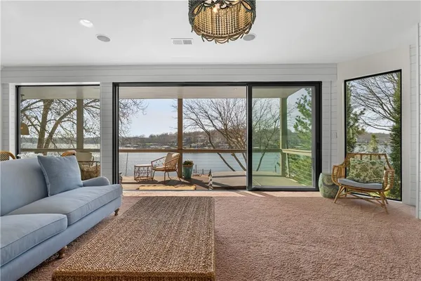 $2,500,000 | 20 H Street, Lake Lotawana, MO 64086