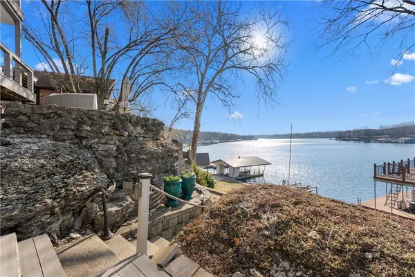 $2,500,000 | 20 H Street, Lake Lotawana, MO 64086