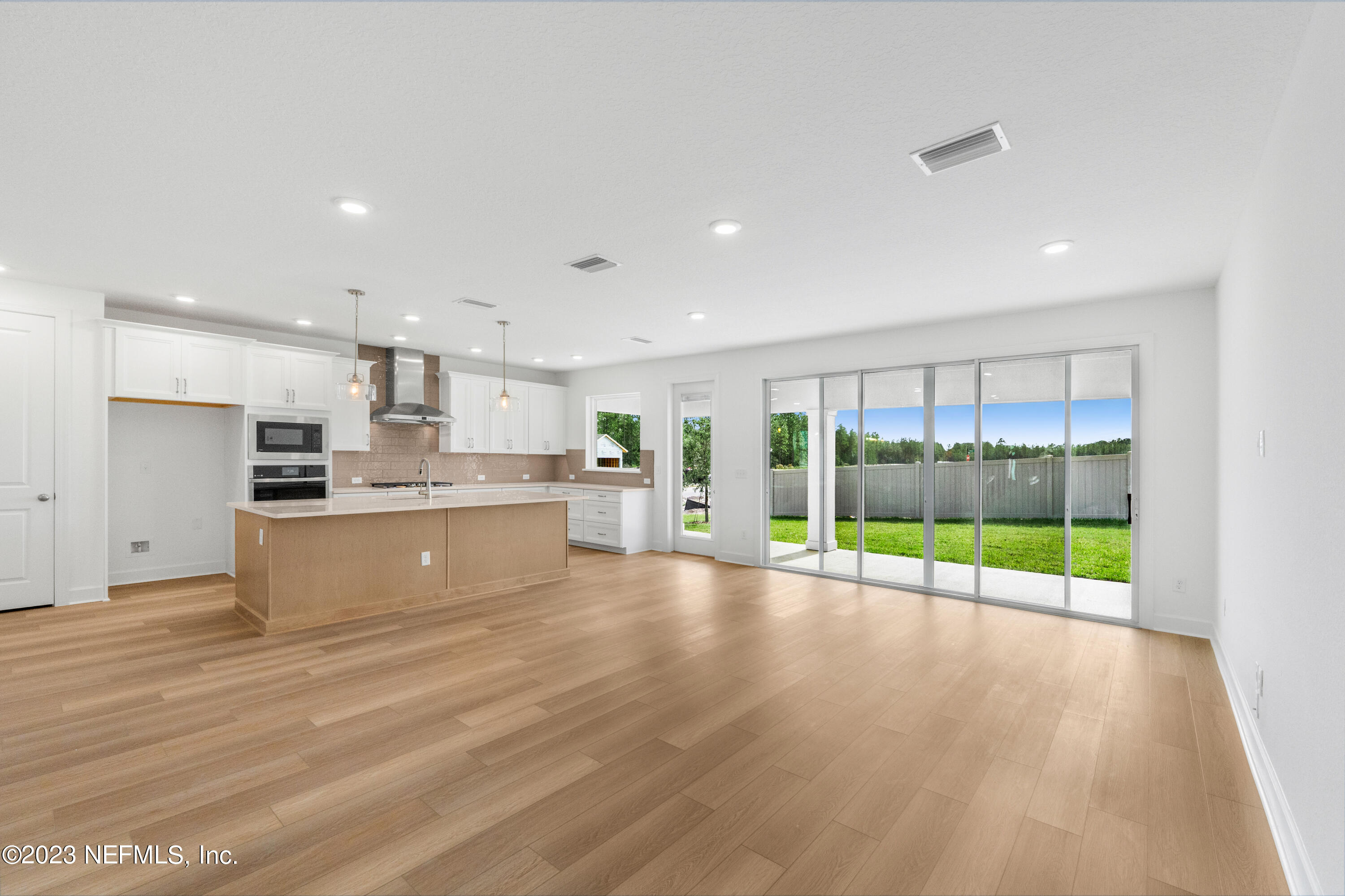 25 Shipman Court St. Augustine, FL 32092 - Photo 4 of 12 a view of kitchen with wooden floor and window