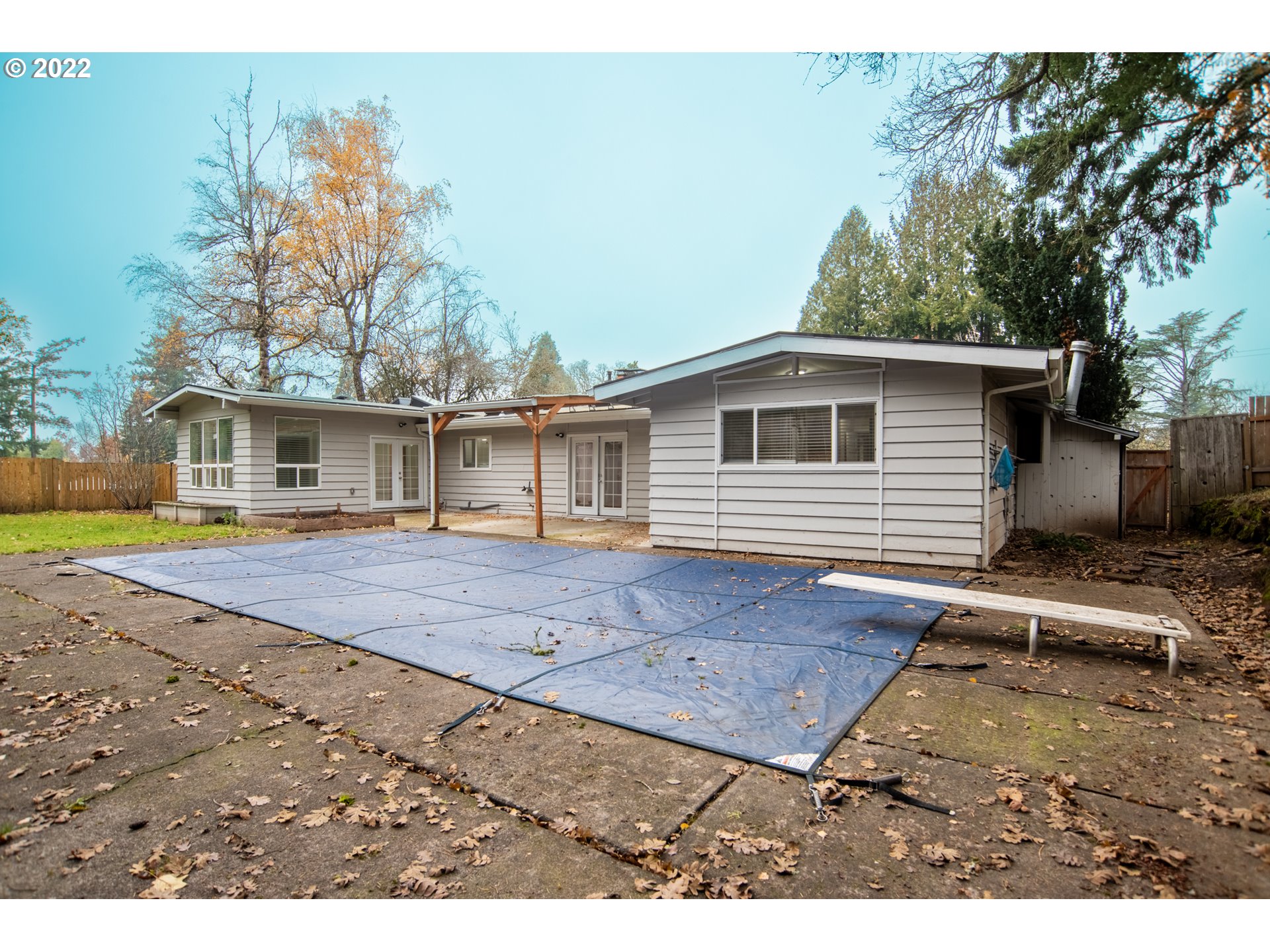 2424 Greentree Road Lake Oswego, OR 97034 - Photo 22 of 32 Gallery Image 22
