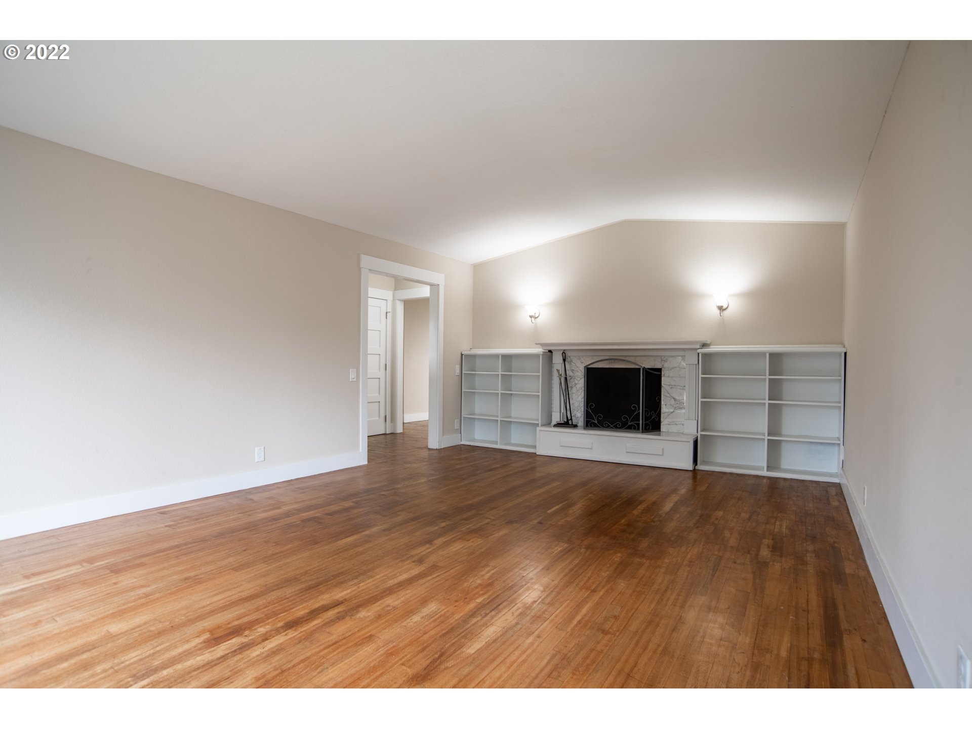 2424 Greentree Road Lake Oswego, OR 97034 - Photo 25 of 32 Gallery Image 25