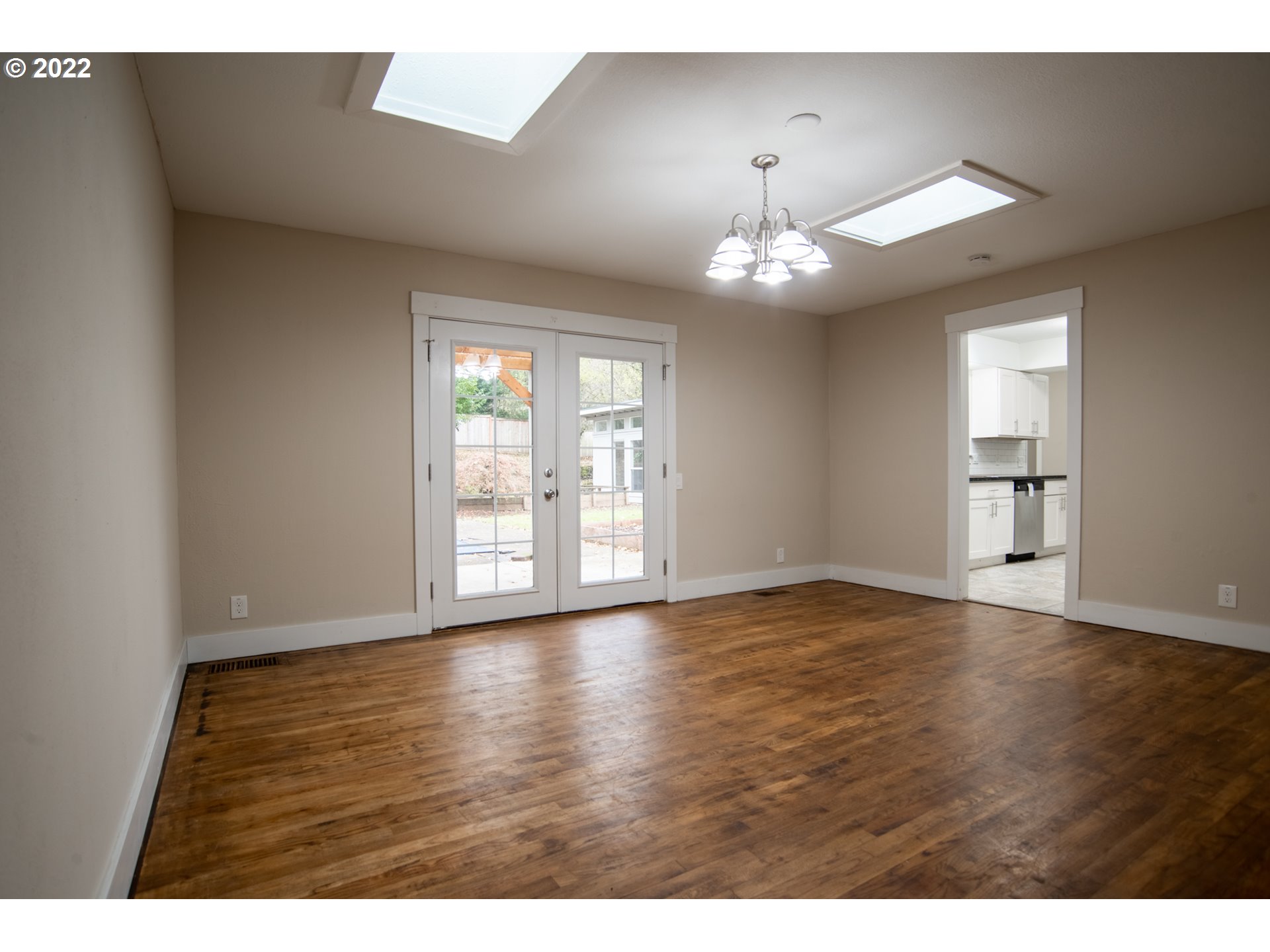 2424 Greentree Road Lake Oswego, OR 97034 - Photo 27 of 32 Gallery Image 27