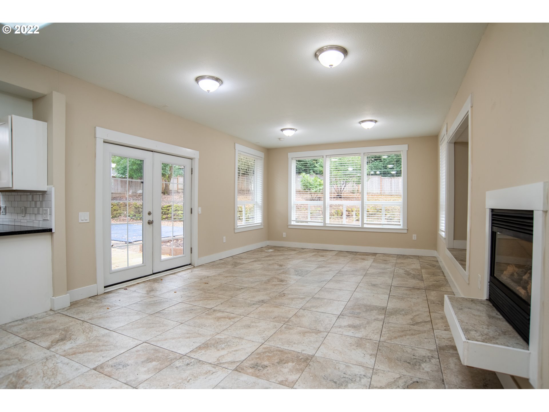 2424 Greentree Road Lake Oswego, OR 97034 - Photo 5 of 32 Gallery Image 5