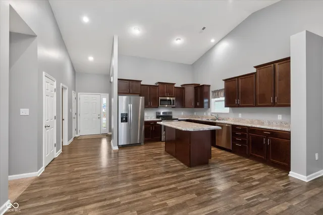 $2,100 | 6607 Laurelwood Drive, Pendleton, IN 46064