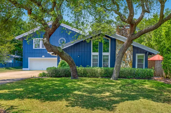 $695,000 | 21 Wedgewood Lane Northeast, Fort Walton Beach, FL 32547