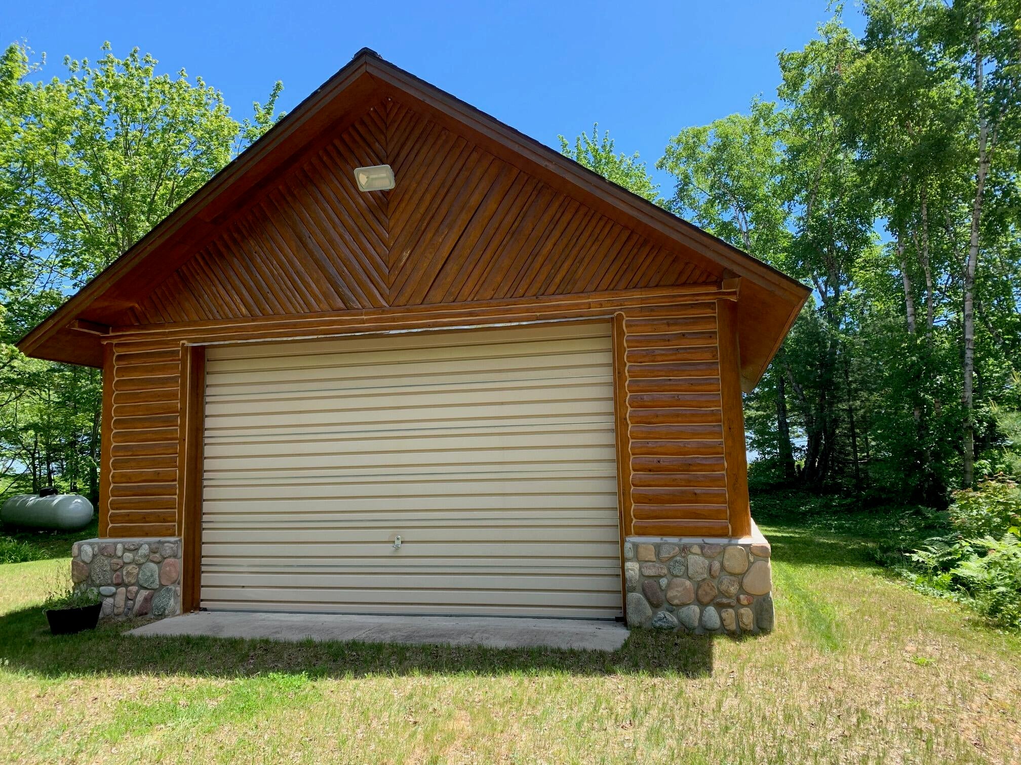 14996 North Whitefish Point Road Paradise, MI 49768 - Photo 2 of 62 Gallery Image 2