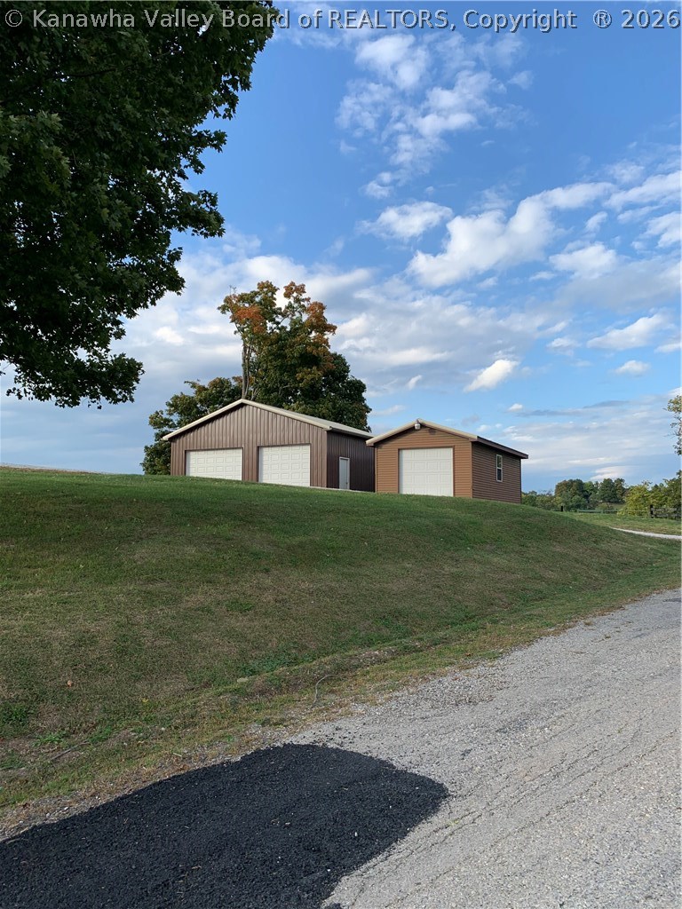 1108 Garfield Heights Road Le Roy, WV 25252 - Photo 19 of 26 Gallery Image 19