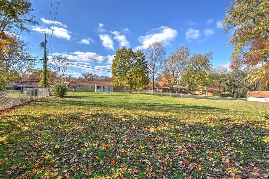 3225 North University Avenue Decatur, IL 62526 - Photo 31 of 32