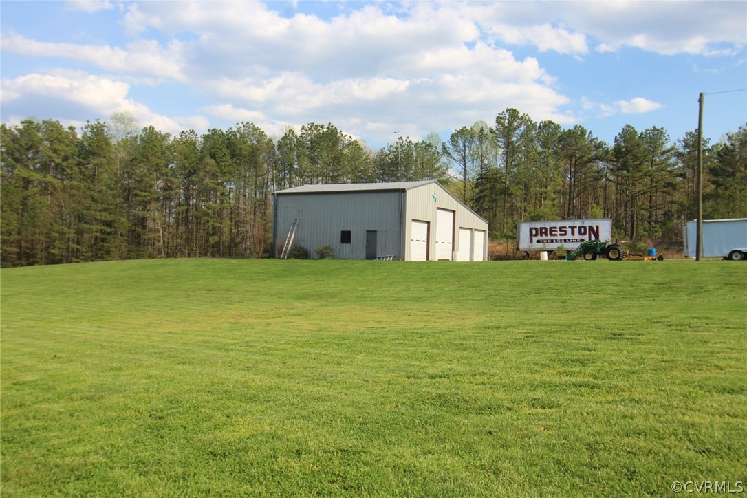 802 Scotts Bottom Road Dillwyn, VA 23936 - Photo 7 of 28 a view of a house with a yard