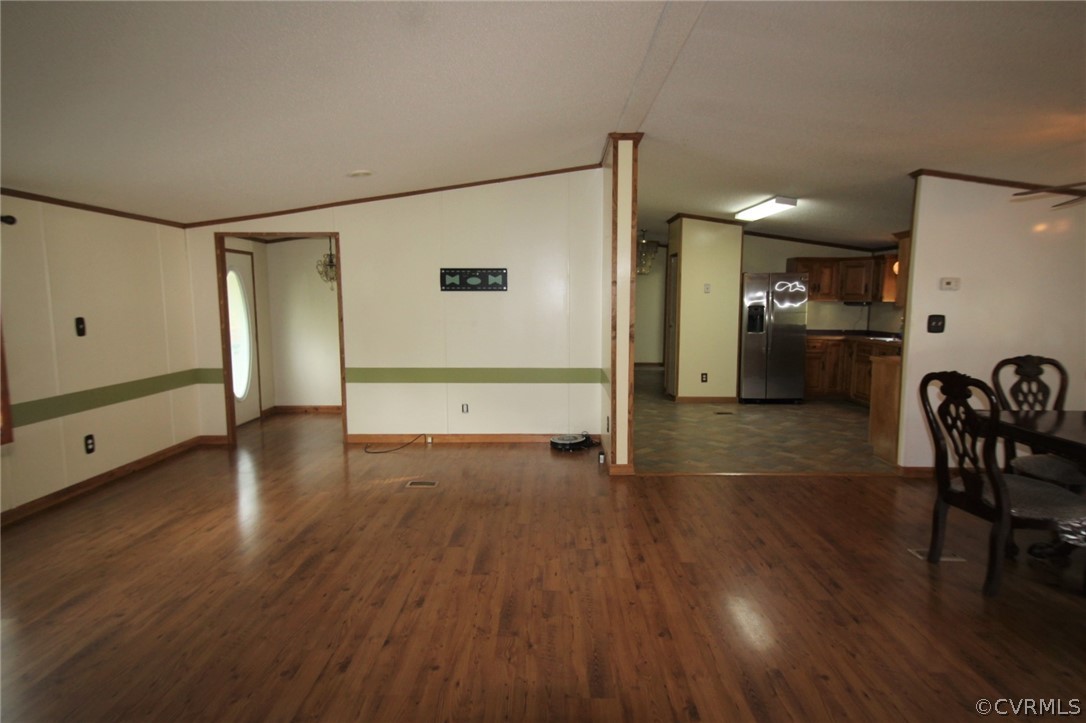 802 Scotts Bottom Road Dillwyn, VA 23936 - Photo 9 of 28 a view of a livingroom with furniture and wooden floor