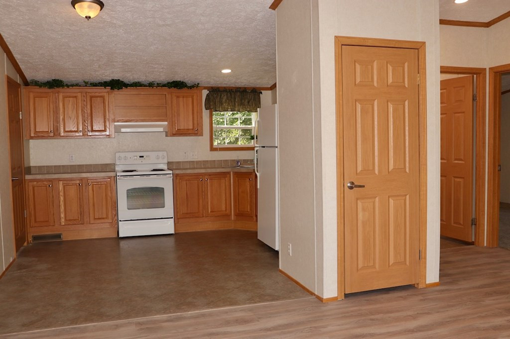 61 Brand Hollow Road Plattsburgh, NY 12901 - Photo 9 of 20 Gallery Image 9