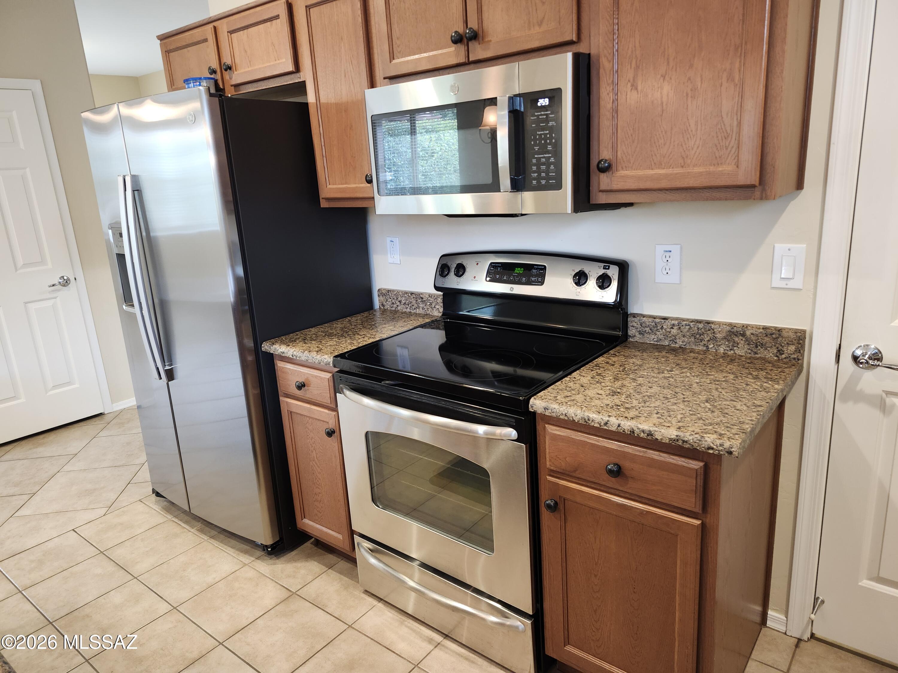 13979 East Cheavront Loop Vail, AZ 85641 - Photo 10 of 39 20260507_150024