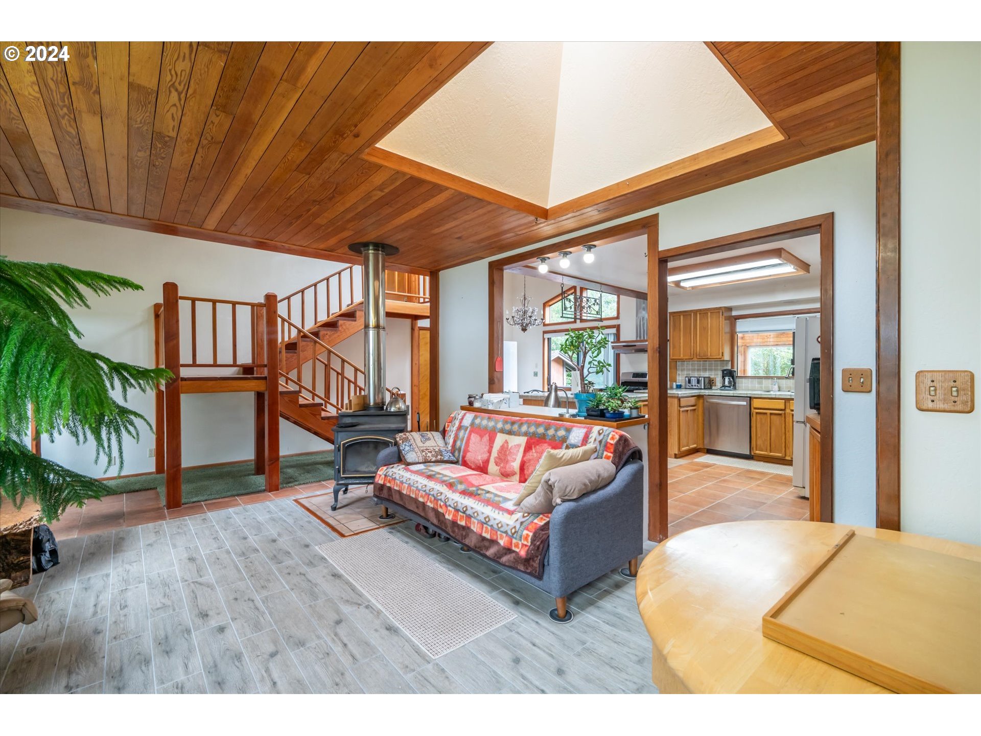 56512 Christopher Road Bandon, OR 97411 - Photo 12 of 40 Gallery Image 12
