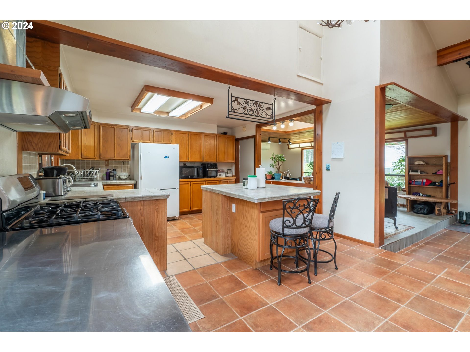 56512 Christopher Road Bandon, OR 97411 - Photo 17 of 40 Gallery Image 17