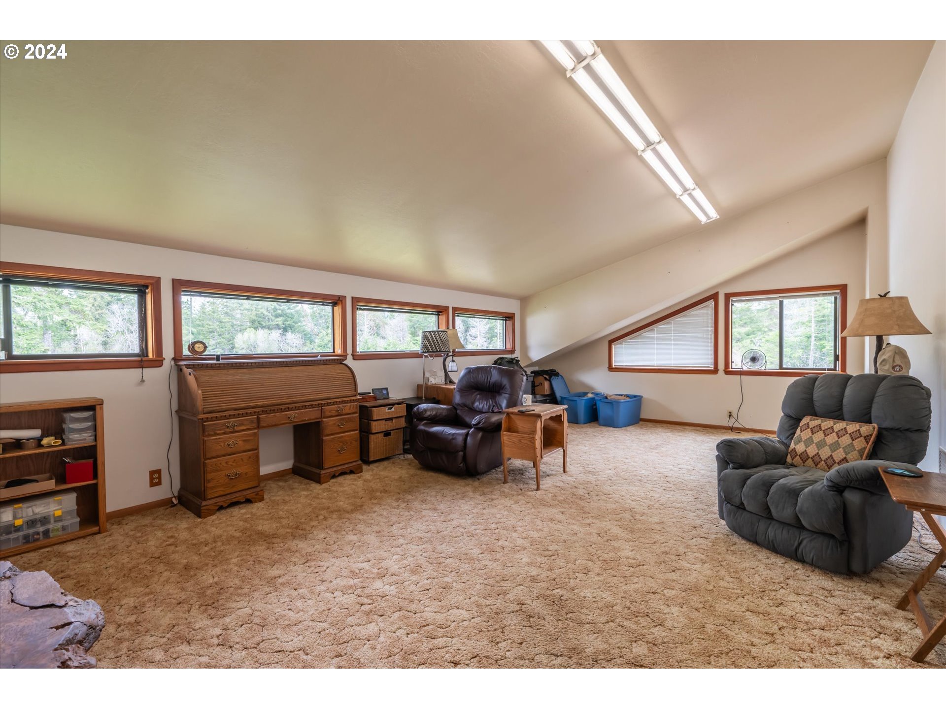 56512 Christopher Road Bandon, OR 97411 - Photo 27 of 40 Gallery Image 27