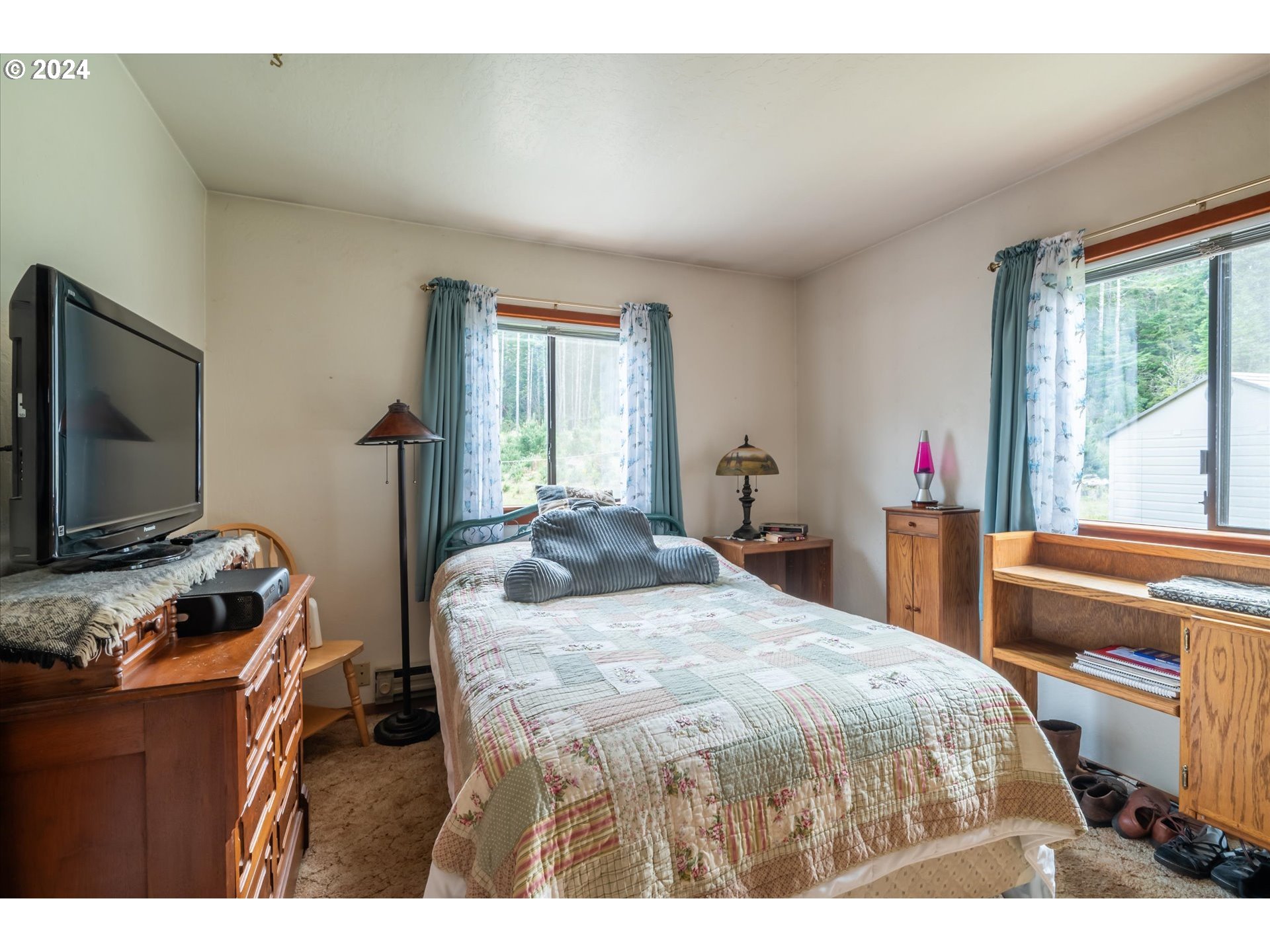 56512 Christopher Road Bandon, OR 97411 - Photo 29 of 40 Gallery Image 29
