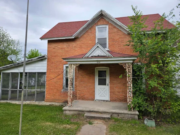 $90,000 | 312 North Elm Street, Endeavor, WI 53930