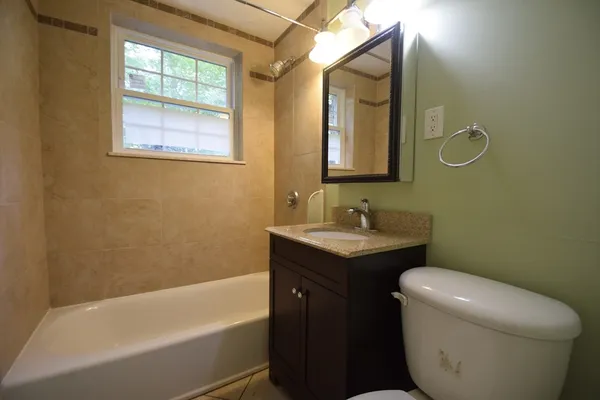 $2,100 | 1 Colonial Village Drive, Unit 3, Arlington, MA 02474