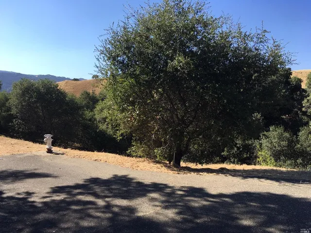 a view of a snow covered with snow