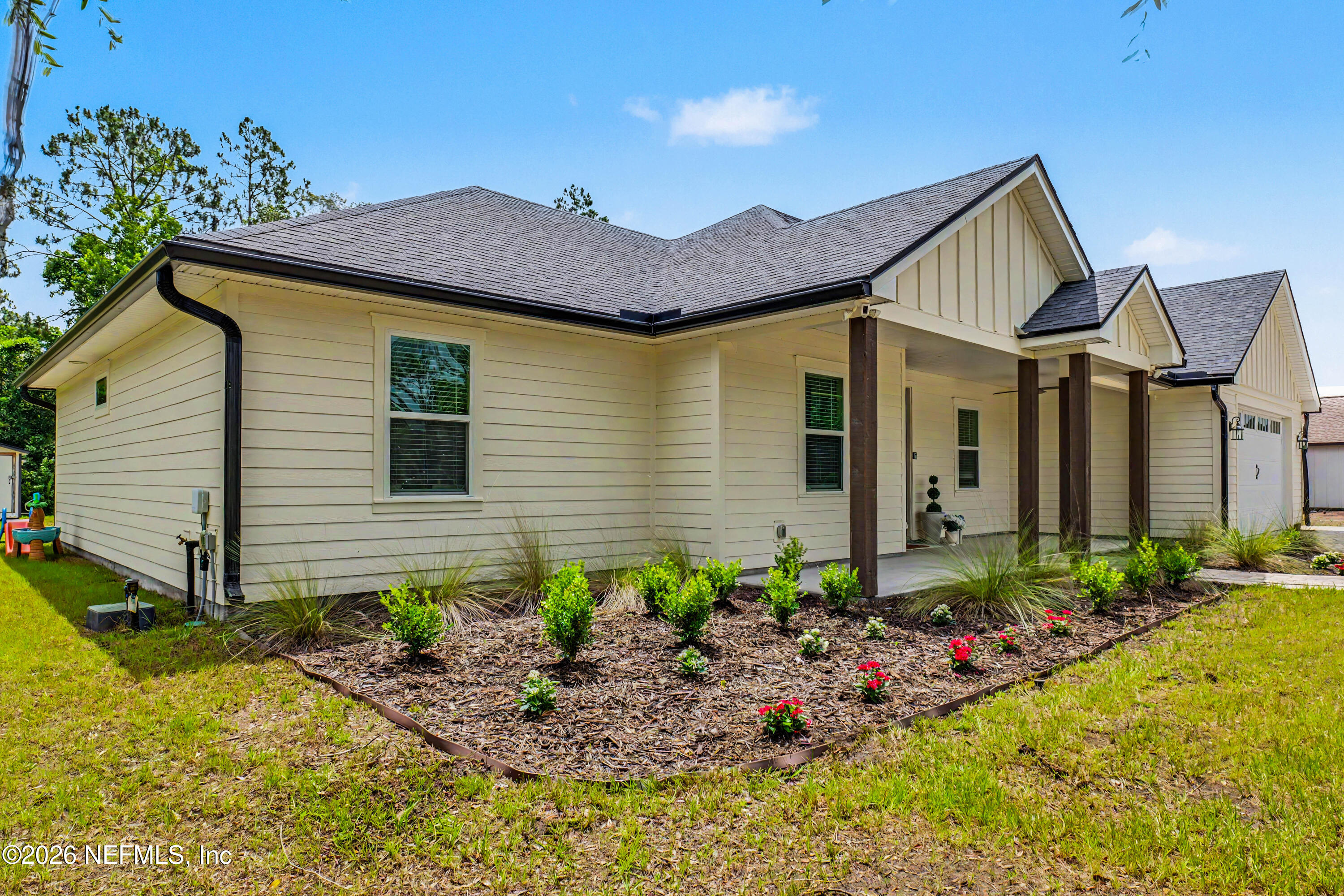 44024 Breezy Lane Callahan, FL 32011 - Photo 67 of 76 Angled front of house