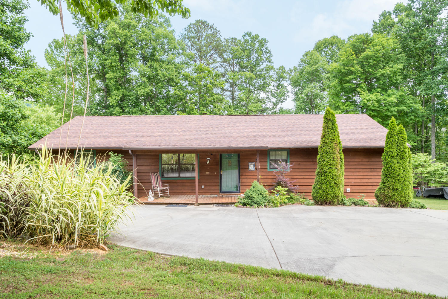 149 Lakehaven Circle, Unit 4 Decatur, TN 37322 - Photo 3 of 30 149_Lake_Haven_Cir_03