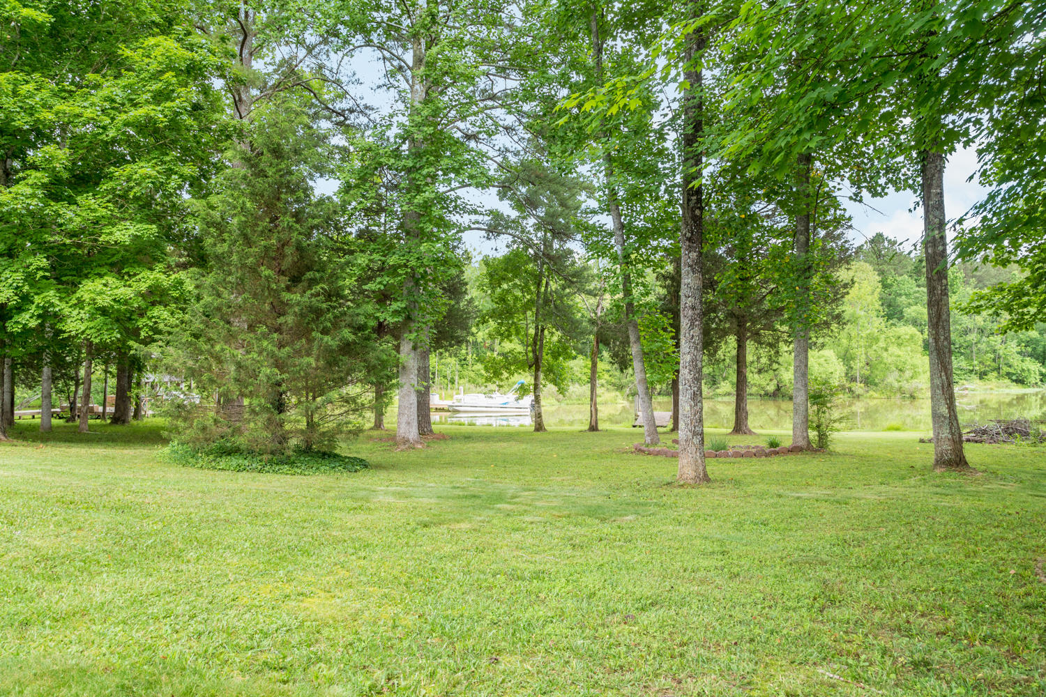149 Lakehaven Circle, Unit 4 Decatur, TN 37322 - Photo 9 of 30 149_Lake_Haven_Cir_09