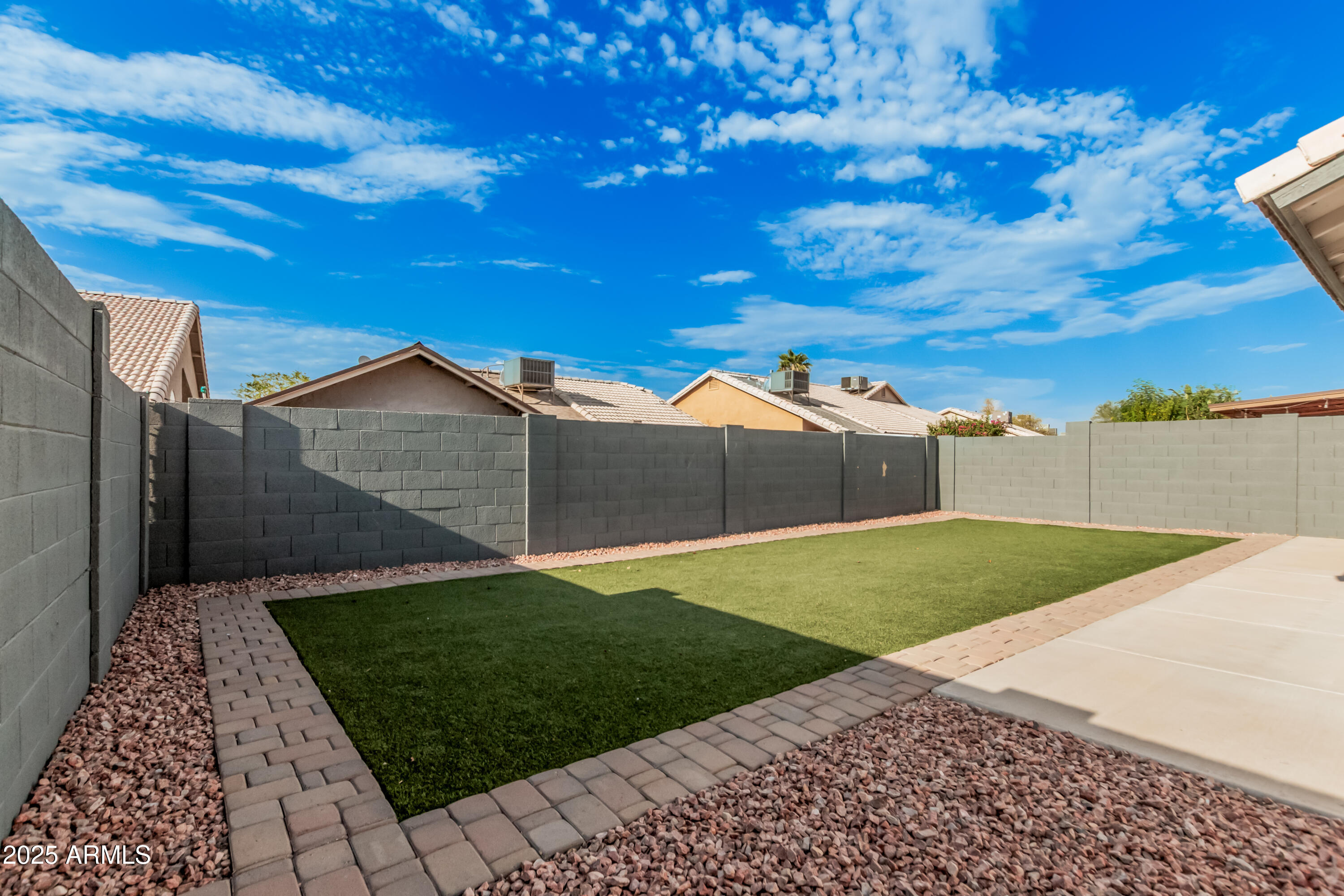 1706 East Fremont Road Phoenix, AZ 85042 - Photo 30 of 36 0030-30 Fremont
