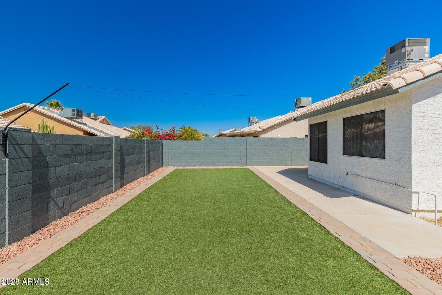 1706 East Fremont Road Phoenix, AZ 85042 - Photo 34 of 36 turf