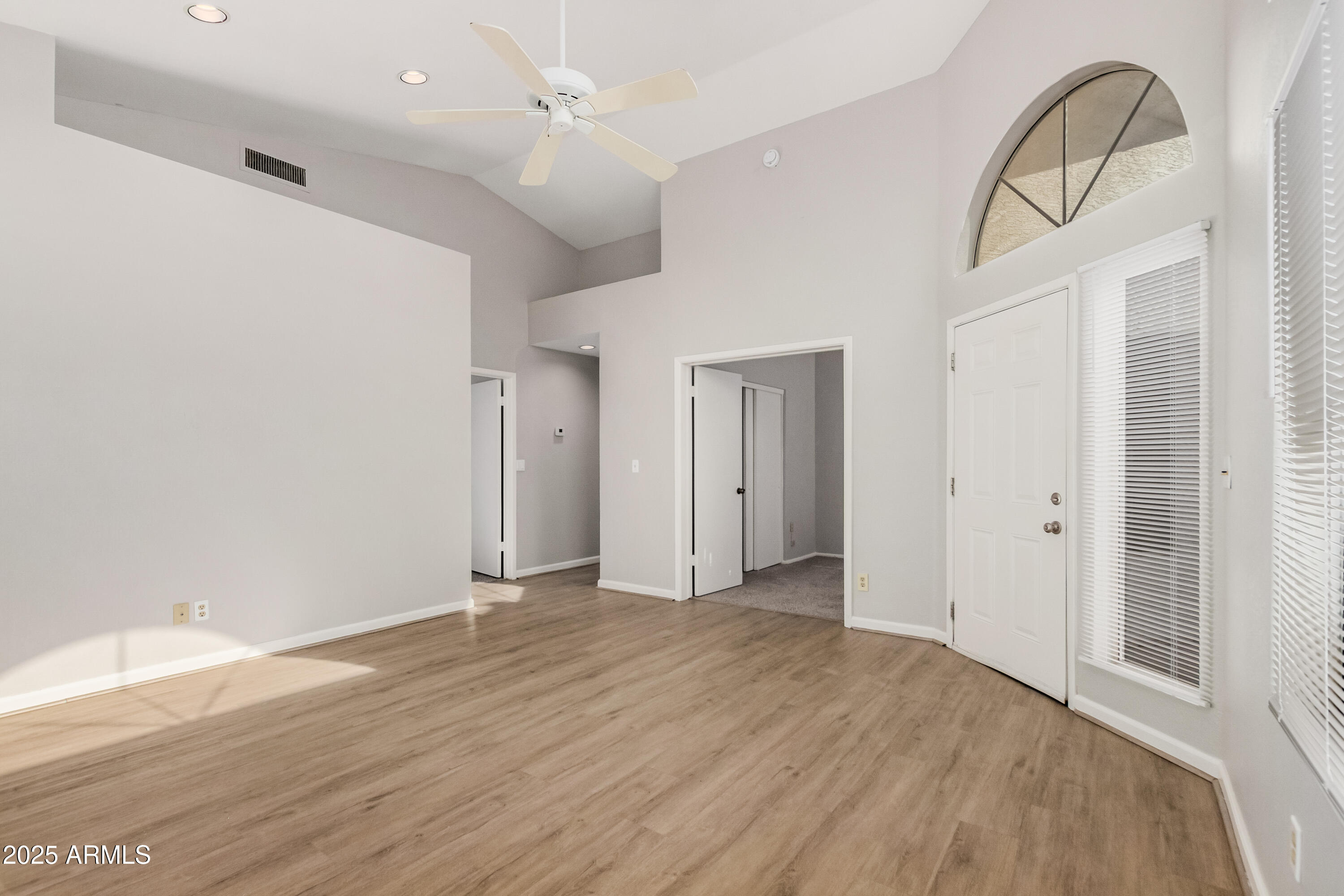 1706 East Fremont Road Phoenix, AZ 85042 - Photo 10 of 36 0010-10 Fremont