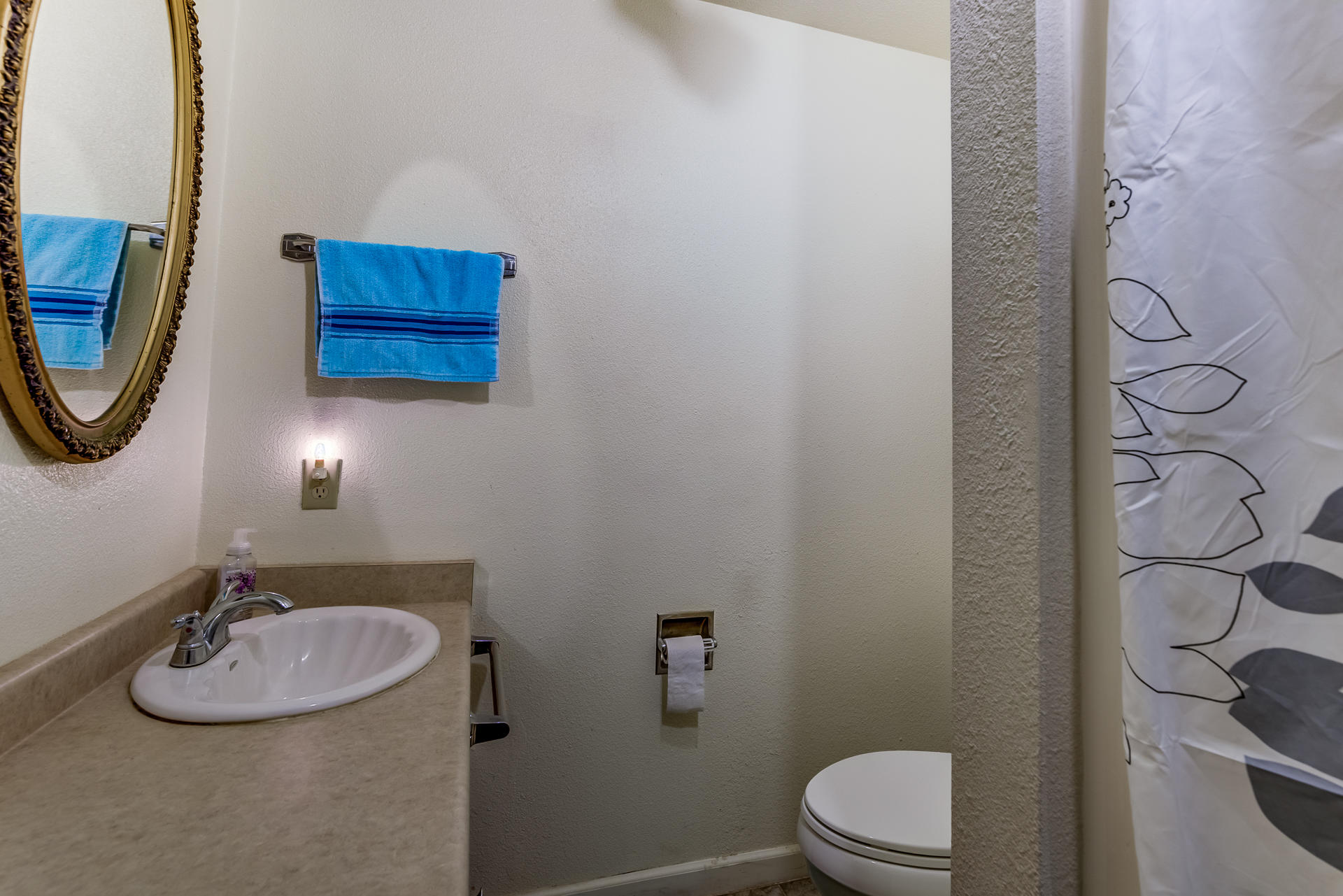 19075 Genevieve Road Redding, CA 96003 - Photo 27 of 43 19075GenevieveRoad_008
