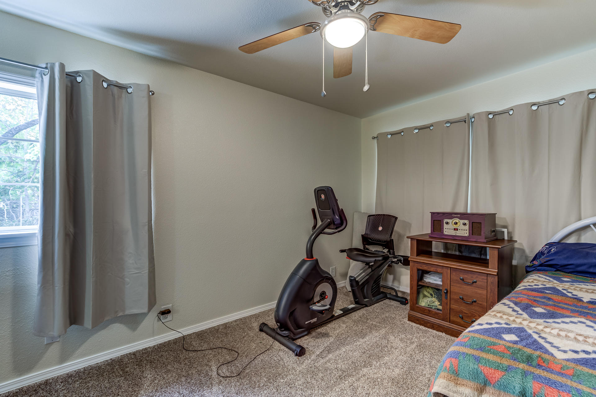 19075 Genevieve Road Redding, CA 96003 - Photo 30 of 43 19075GenevieveRoad_011
