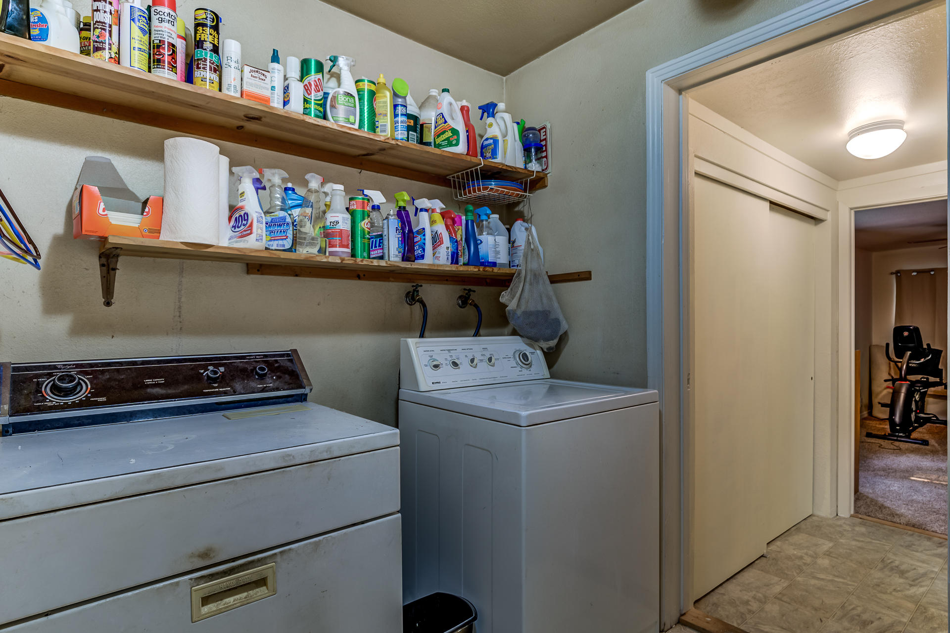 19075 Genevieve Road Redding, CA 96003 - Photo 34 of 43 19075GenevieveRoad_015
