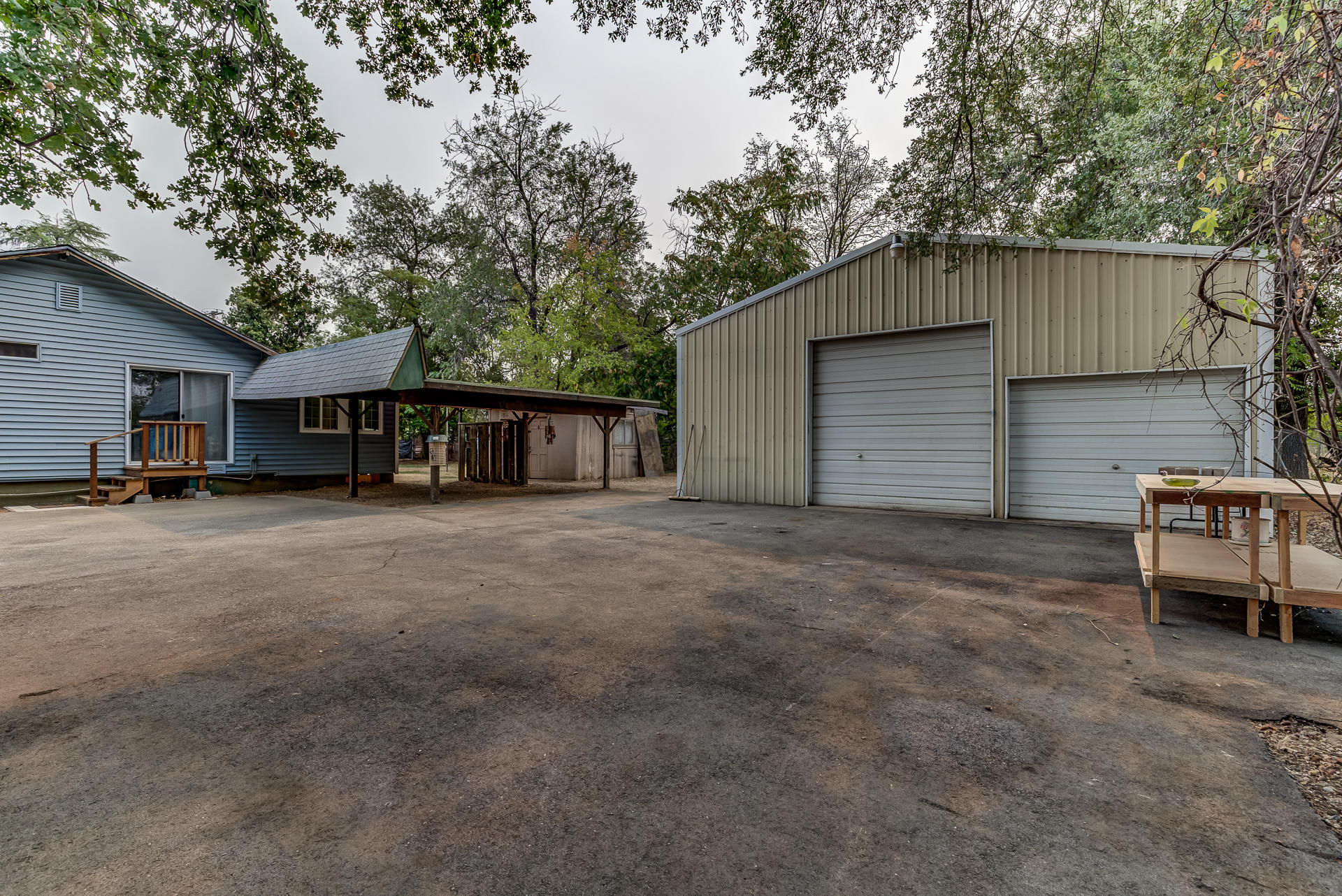 19075 Genevieve Road Redding, CA 96003 - Photo 10 of 43 19075GenevieveRdext_010