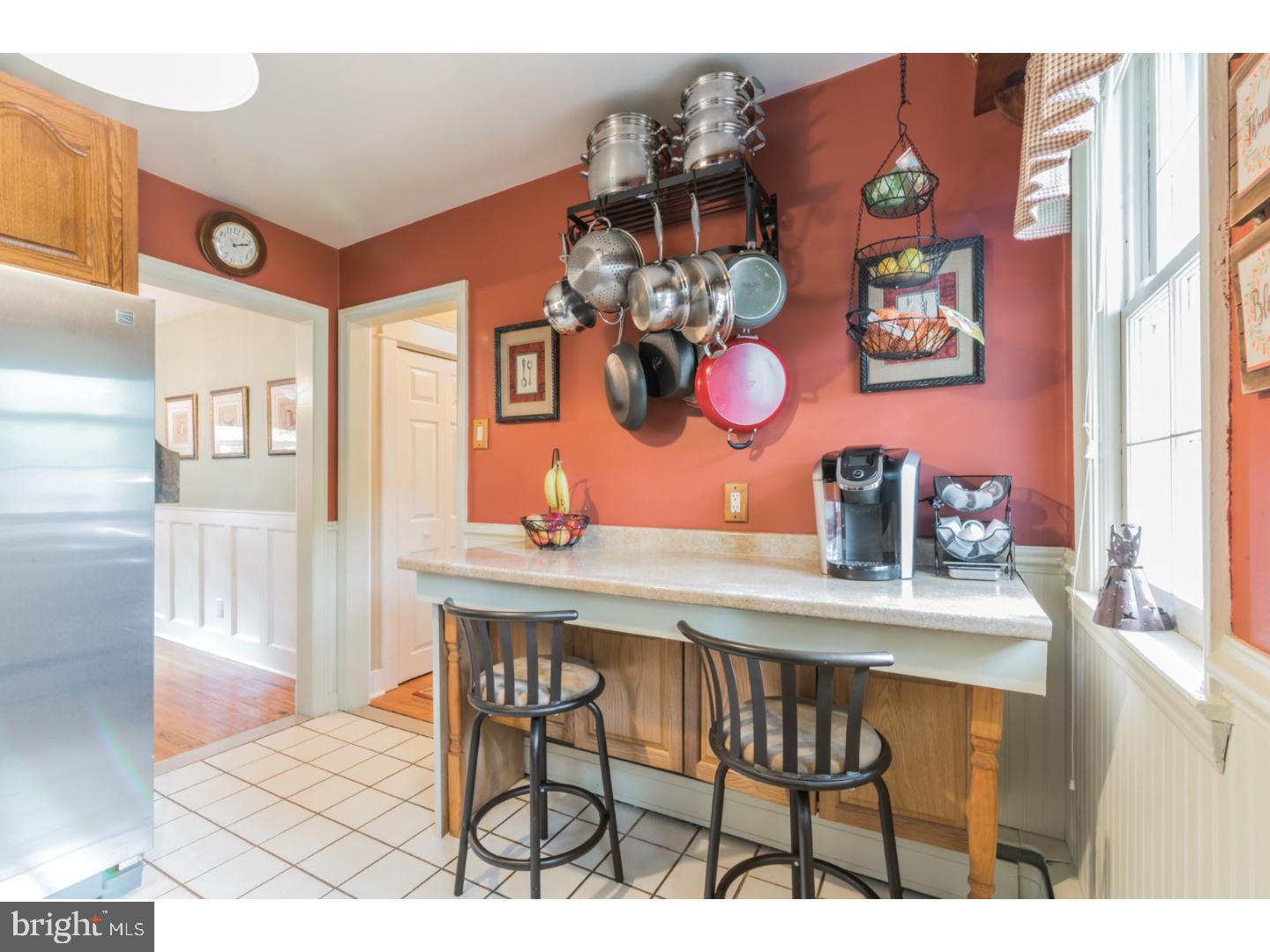 324 Garden Road Springfield, PA 19064 - Photo 11 of 25 Kitchen