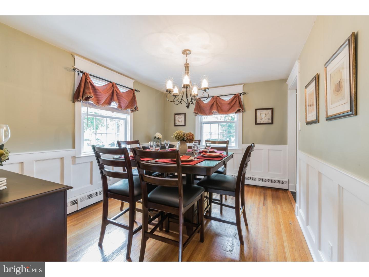 324 Garden Road Springfield, PA 19064 - Photo 8 of 25 Dining Room