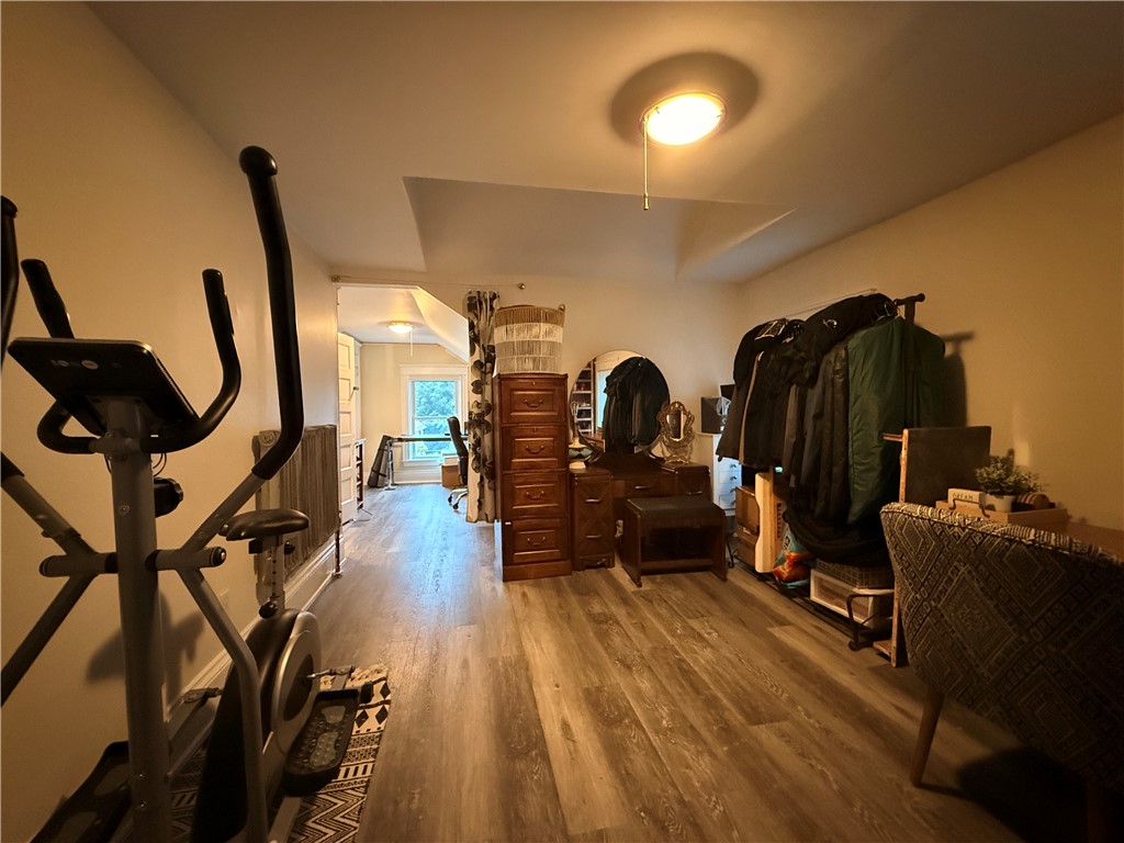 215 Rochambeau Avenue Providence, RI 02906 - Photo 29 of 42