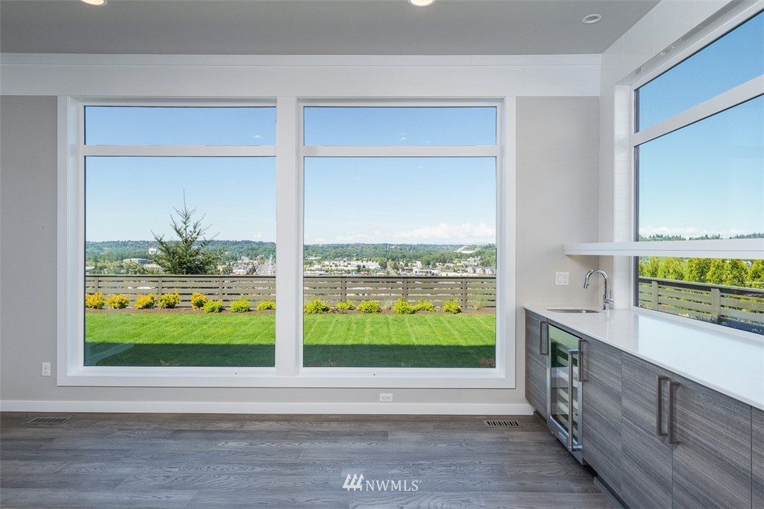 711 Cedar Avenue South Renton, WA 98057 - Photo 12 of 18