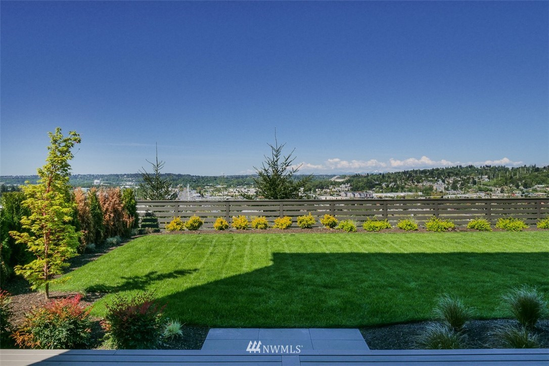 711 Cedar Avenue South Renton, WA 98057 - Photo 6 of 18