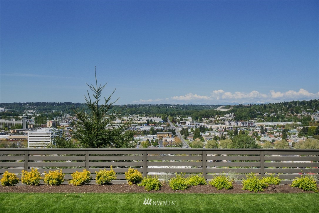 711 Cedar Avenue South Renton, WA 98057 - Photo 7 of 18