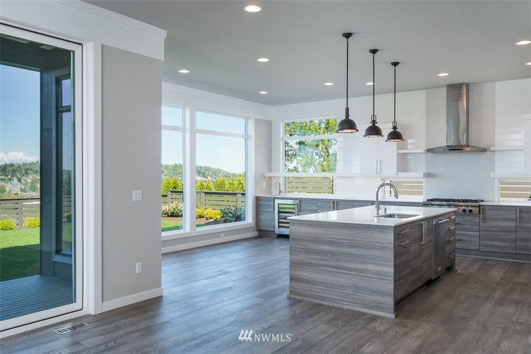711 Cedar Avenue South Renton, WA 98057 - Photo 9 of 18