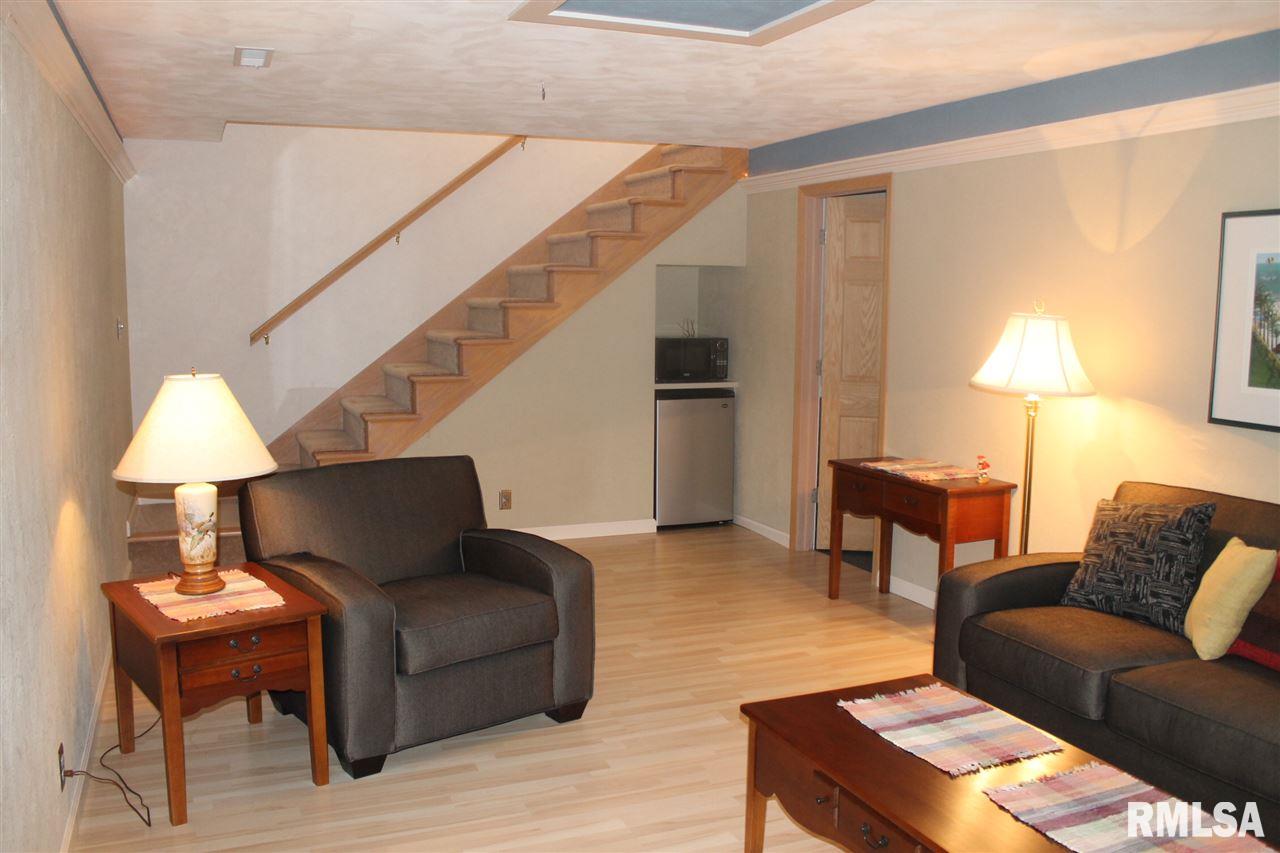 3911 South Sheffield Road Bartonville, IL 61607 - Photo 24 of 35 Gallery Image 24