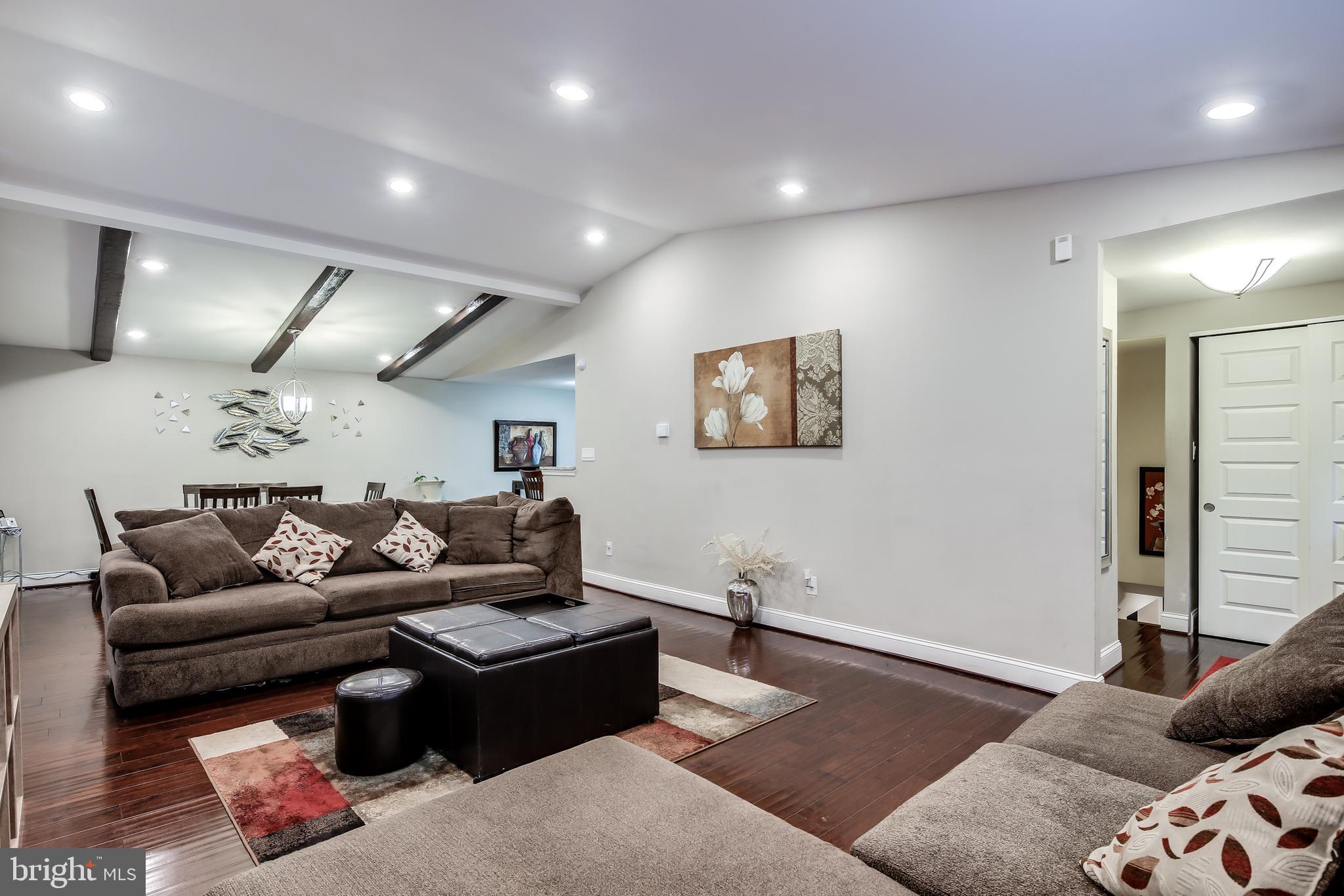 9846 Branchleigh Road Randallstown, MD 21133 - Photo 6 of 32 Living Room & Dining Room