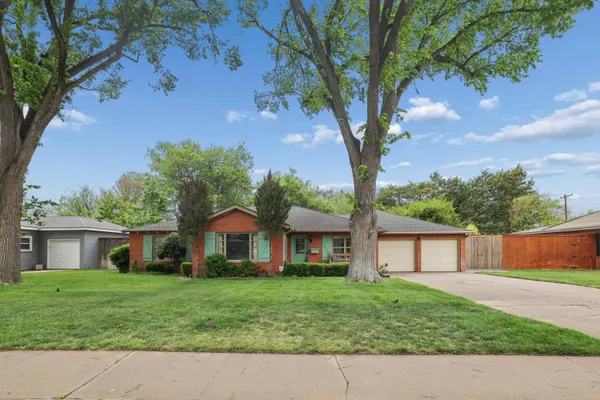 $555,000 | 2610 South Travis Street, Amarillo, TX 79109