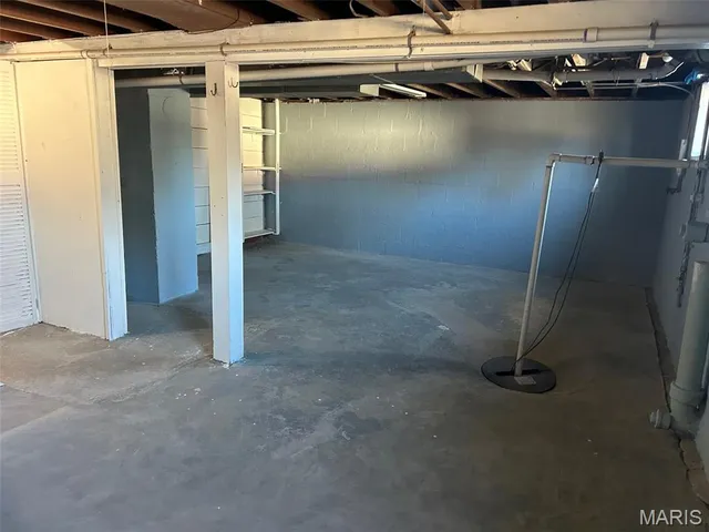 $130,000 | 1210 3rd Avenue, Belleville, IL 62220