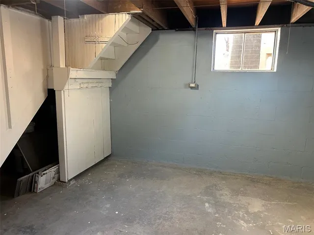 $130,000 | 1210 3rd Avenue, Belleville, IL 62220